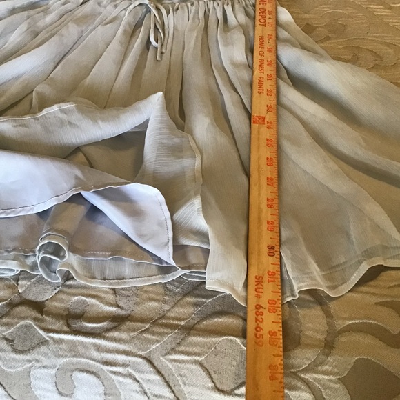 Free People Light Gray Fabric Label - Picture 11 of 11